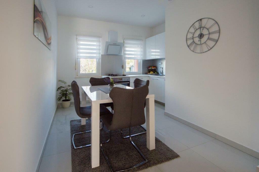 Apartment Sunce Podstrana Bagian luar foto