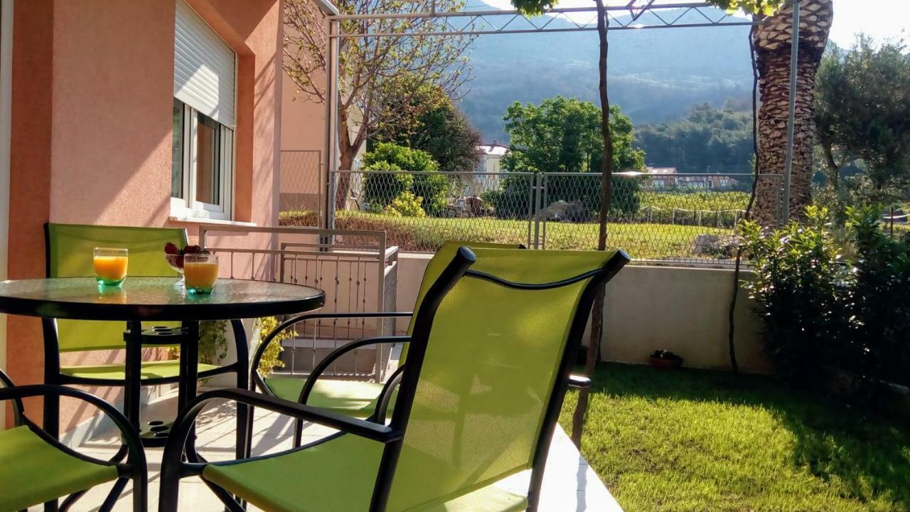 Apartment Sunce Podstrana Bagian luar foto