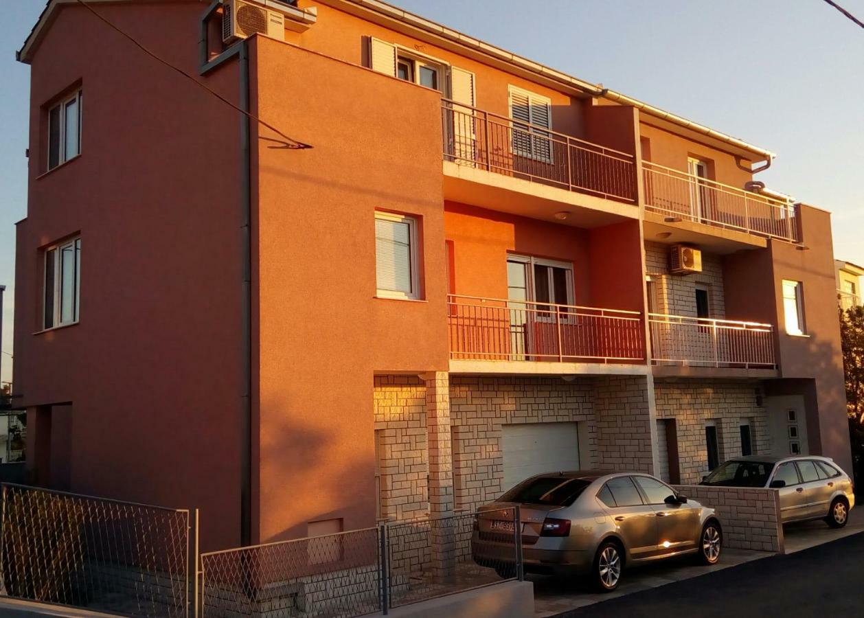 Apartment Sunce Podstrana Bagian luar foto